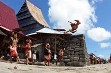 Kepingan Surga di Pantai dan Pulau Kecil jadi Destinasi Wisata Nias yang Wajib Dikunjungi